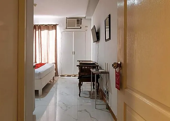 Reddoorz At Tjmg By Bel Air Polaris Makati * Manila