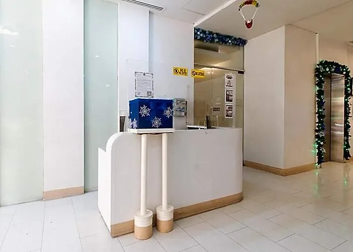 Hotel Reddoorz At Tjmg By Bel Air Polaris Makati
